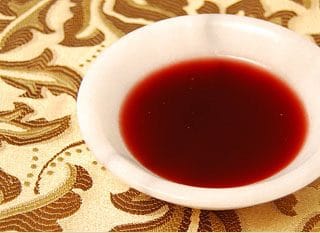 A bowl of fig syrup
