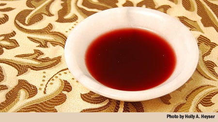 A bowl of fig syrup