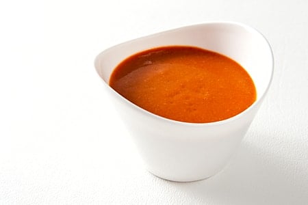 https://honest-food.net/wp-content/uploads/2011/08/chiltepin-hot-sauce.jpg