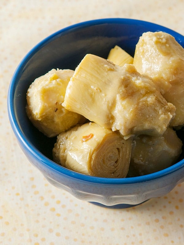 https://honest-food.net/wp-content/uploads/2012/04/pickled-artichokes-recipe.jpg