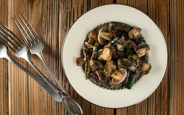 champignons provencal recipe in a bowl