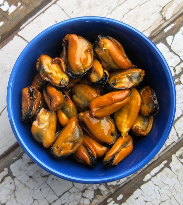 Smoked mussels made at home