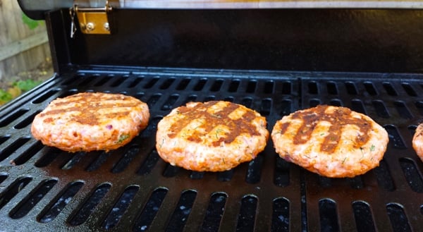 salmon burgers on grill