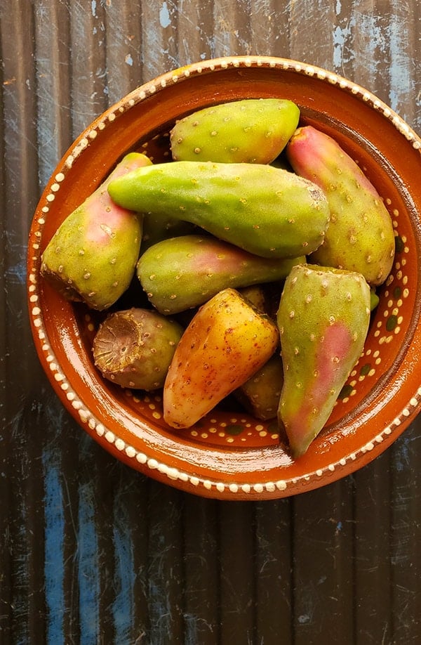 xoconostle fruit in a bowl