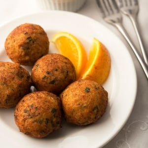 salt cod fritters with saffron aioli