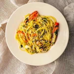 A plate of crab pasta