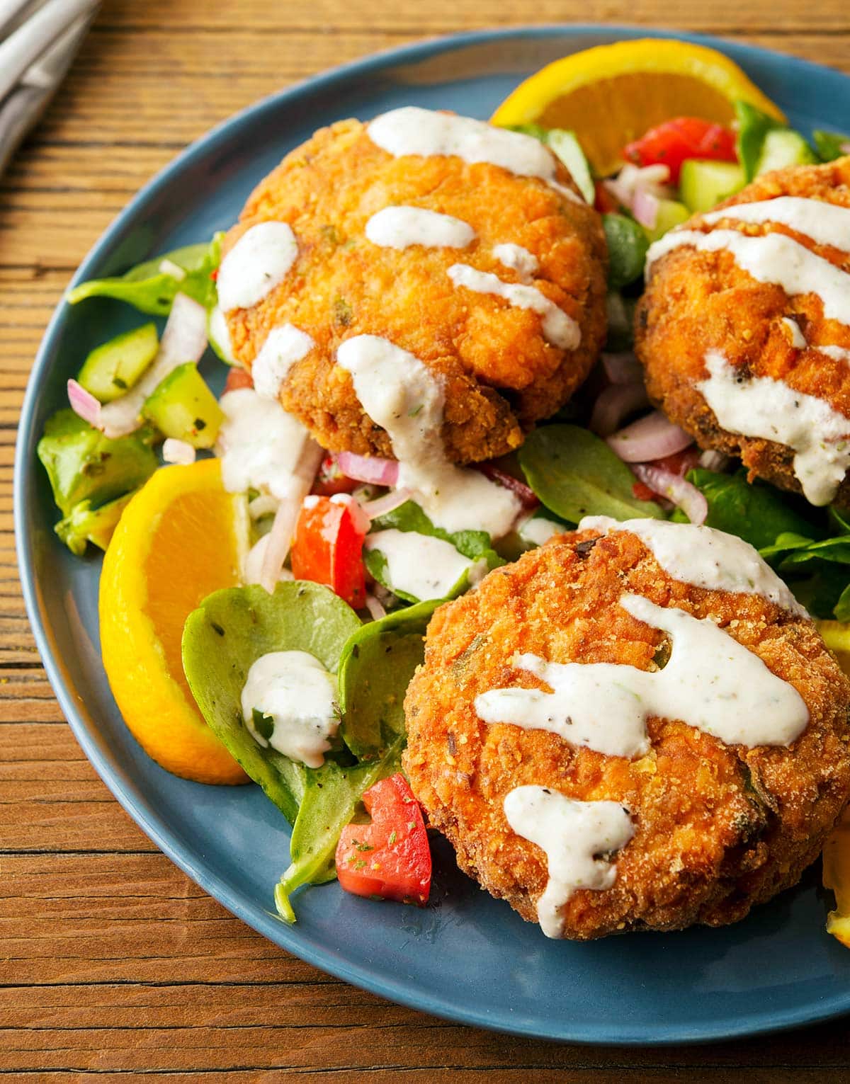 Closeup of a plate of salmon cakes