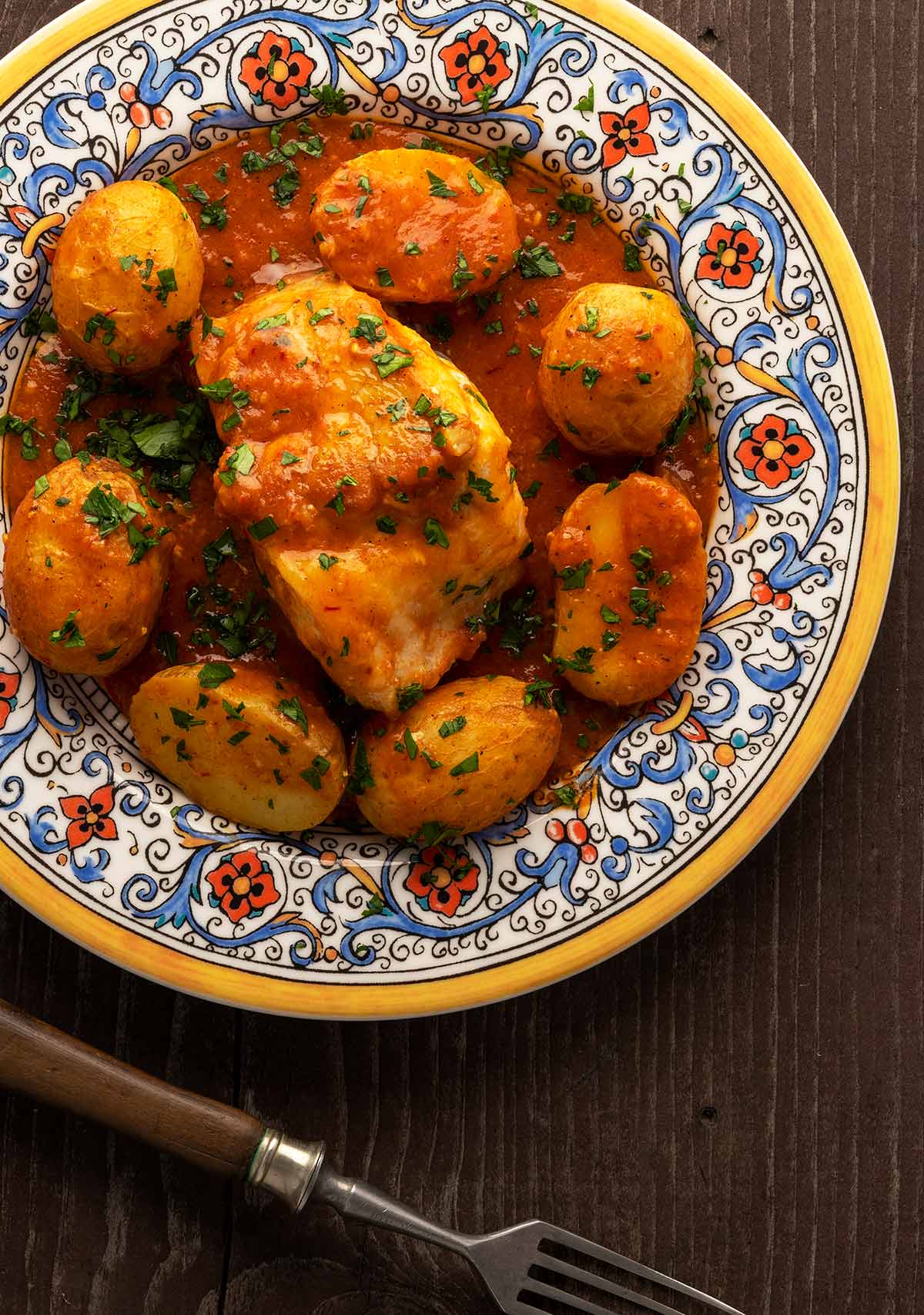 https://honest-food.net/wp-content/uploads/2021/04/Catalan-monkfish-recipe.jpg