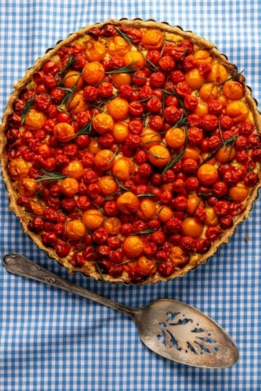 A cherry tomato tart ready to serve.