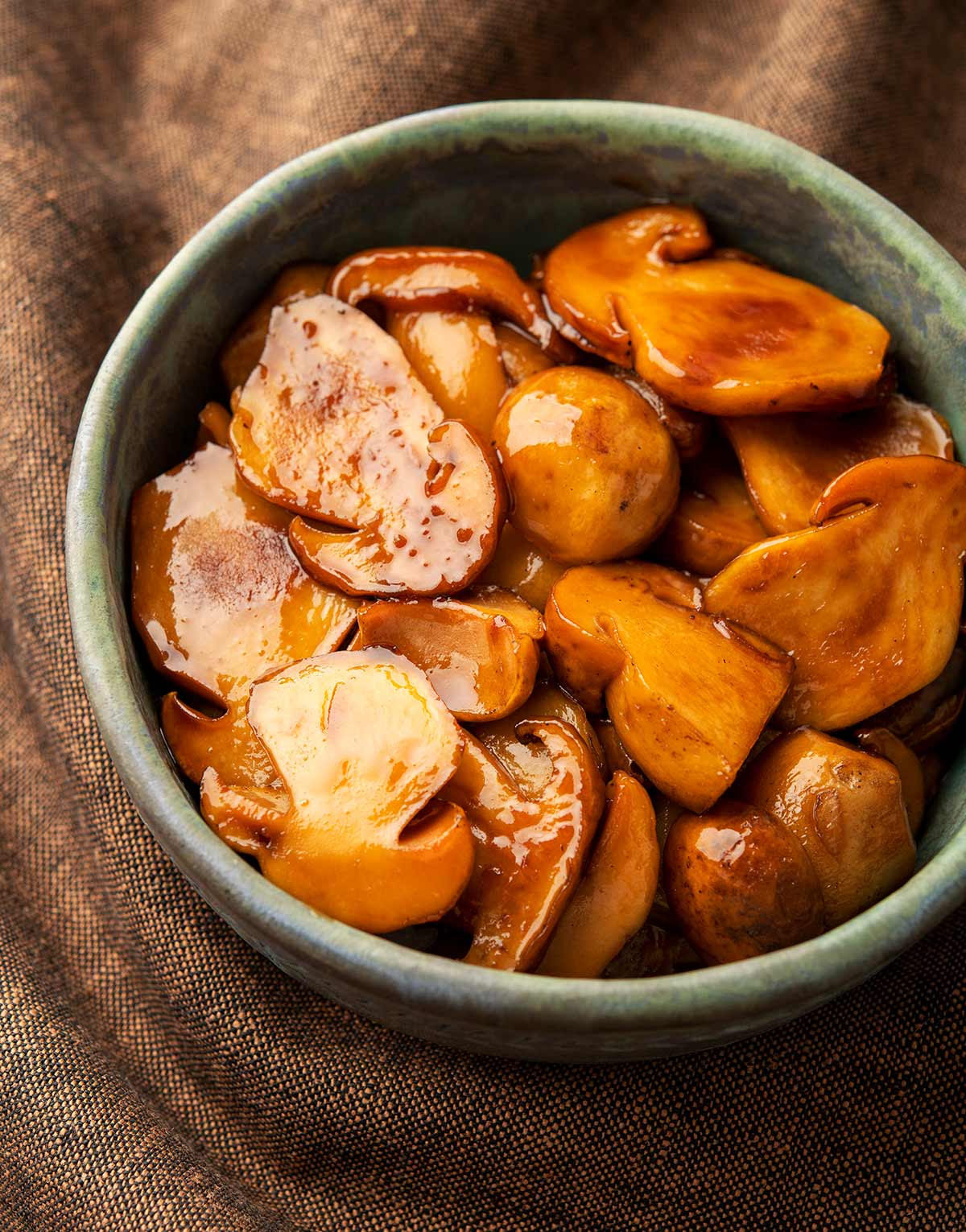 https://honest-food.net/wp-content/uploads/2022/09/teriyaki-mushrooms-recipe.jpg