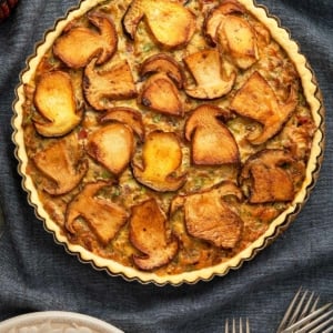 Overhead view of a mushroom tart.