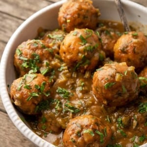 A bowl of gar balls,. ready to eat.